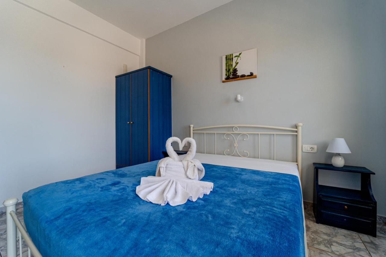 Marousi Suites Perissa  Exterior photo