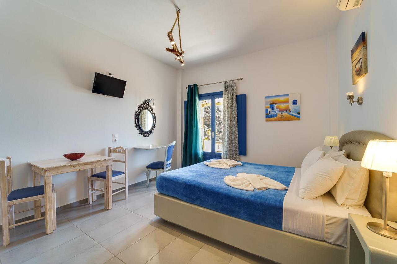 Marousi Suites Perissa  Exterior photo